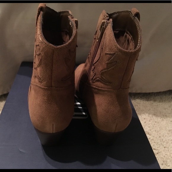 Gap Western Bootie - Picture 4 of 5